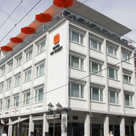 Hotel Am Markt Карлсруе Екстериор снимка