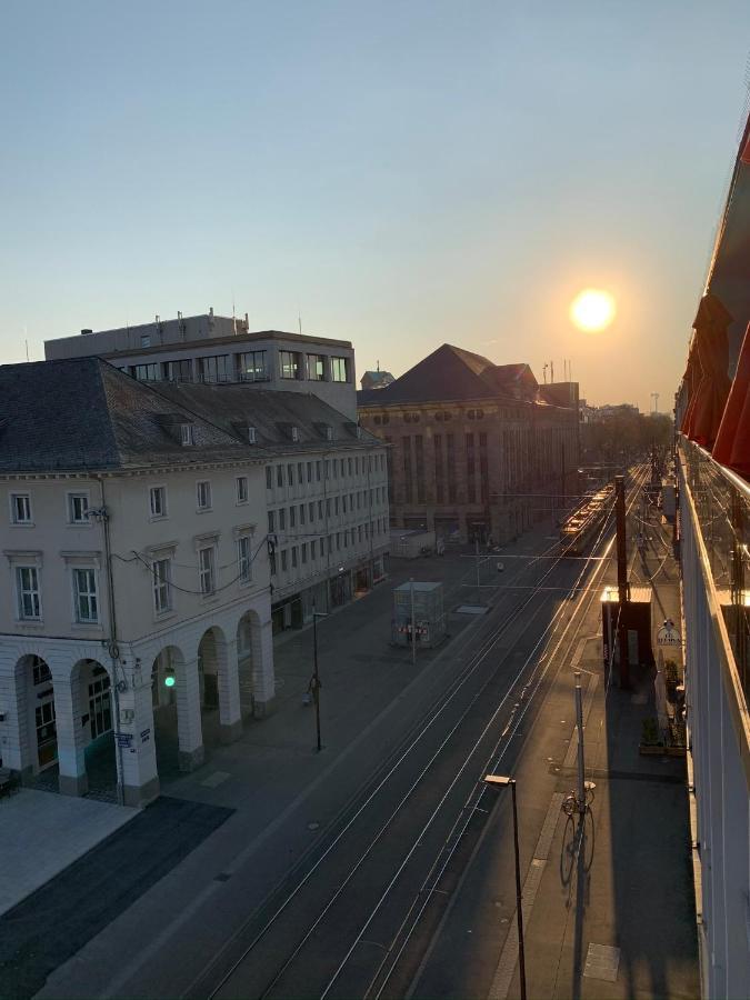 Hotel Am Markt Карлсруе Екстериор снимка