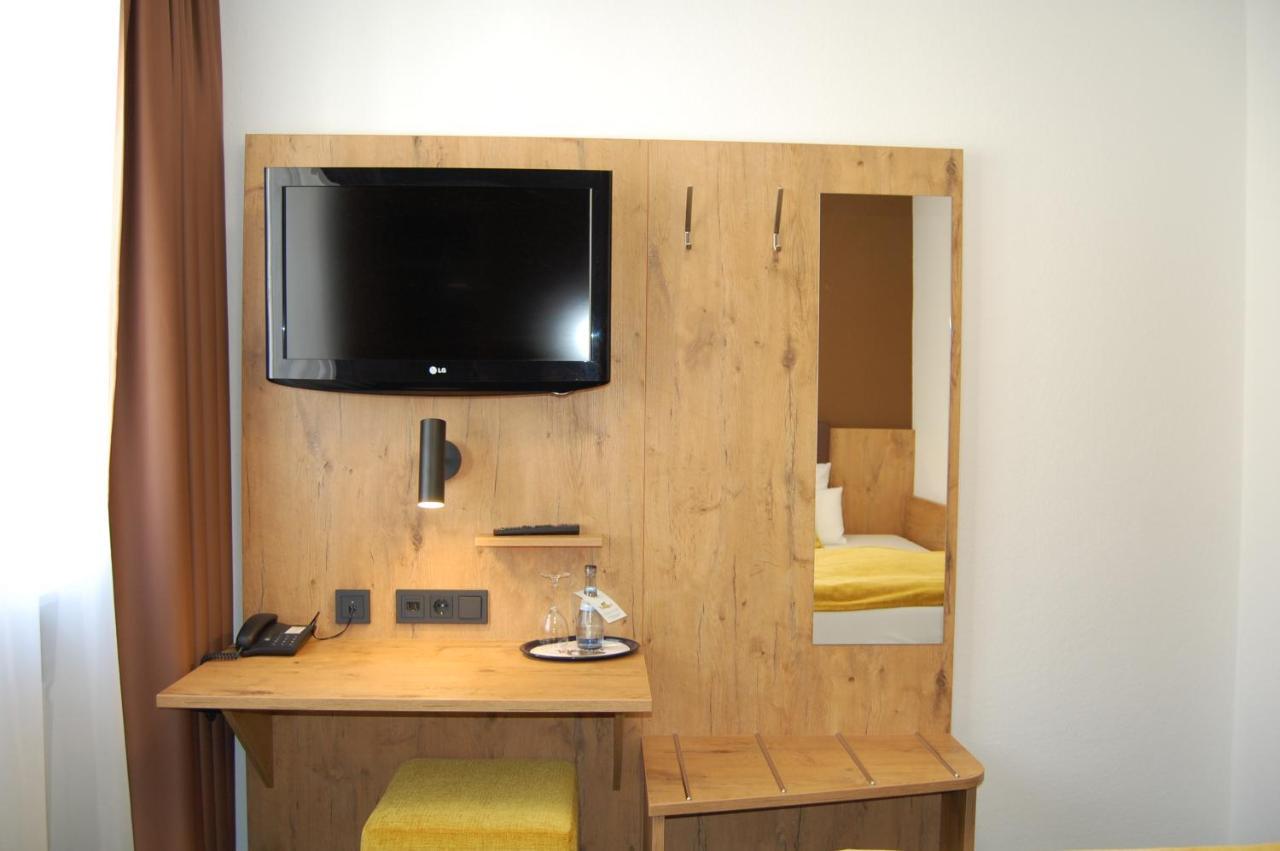 Hotel Am Markt Карлсруе Екстериор снимка