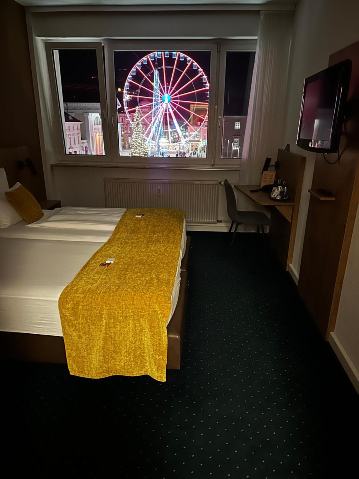 Hotel Am Markt Карлсруе Екстериор снимка